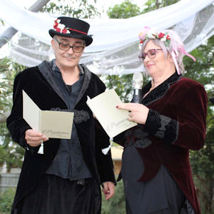 D and G reading their personal promises in
unison